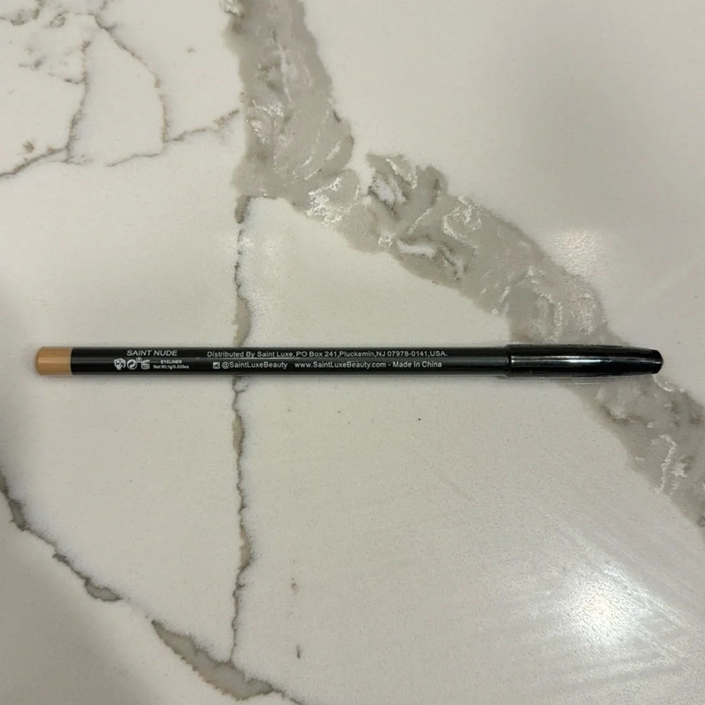 🌸5/$25🌸 Saint Luxe eyeliner in saint nude